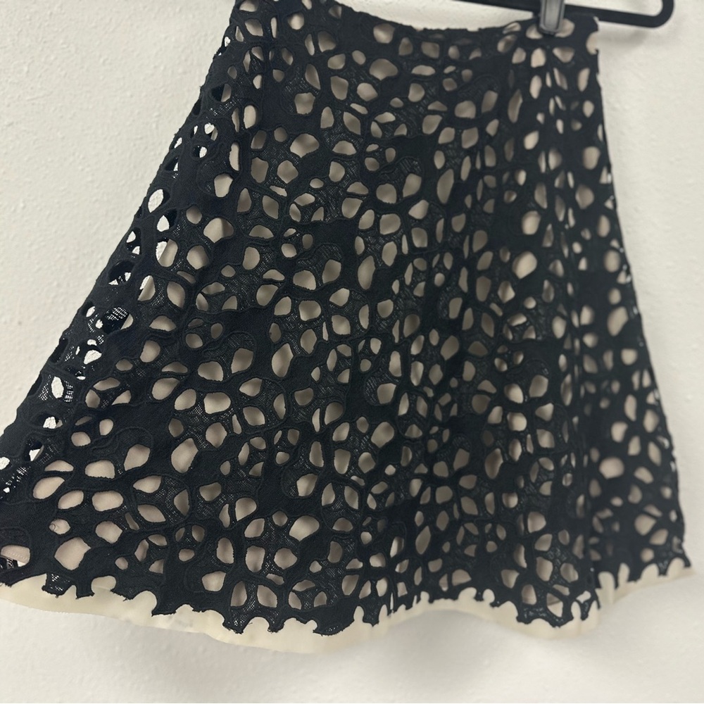 Elie Tahari Black and White A-Line Skirt - Picture 6 of 16